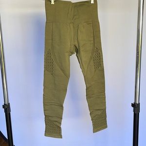 Green/olive seamless leggings